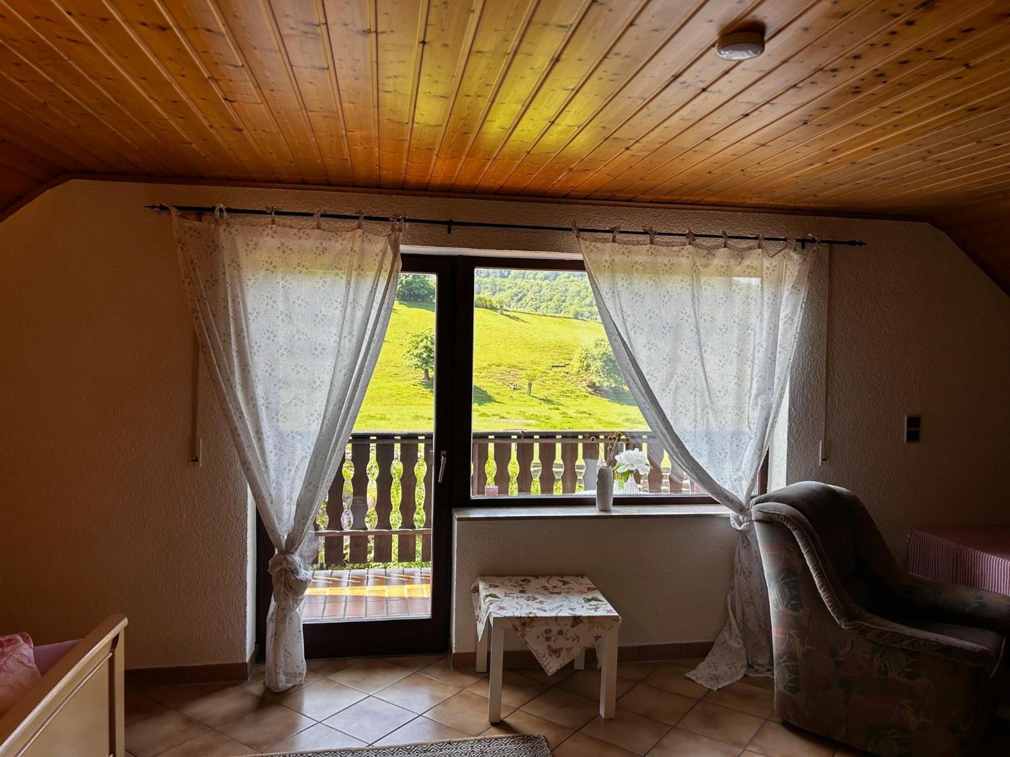 Pension Margarete Handthal Exterior foto